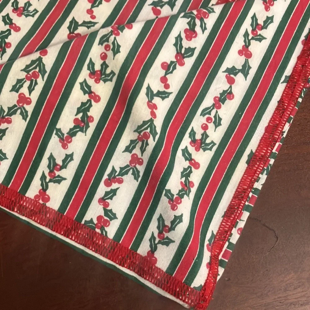 Set of 2 Vintage 1992 Lillian Vernon Christmas Striped Holly Napkins / Linens